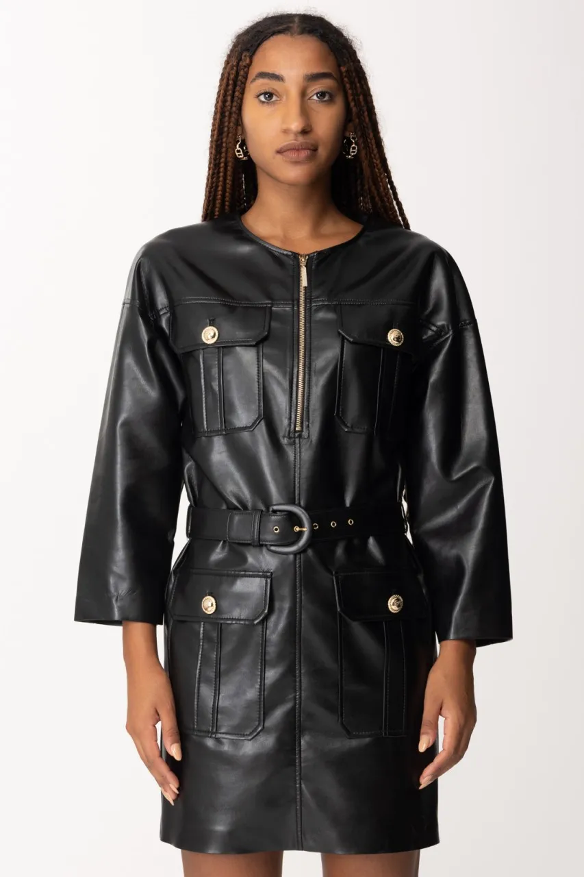 Abito in pelle con zip e cintura Nero